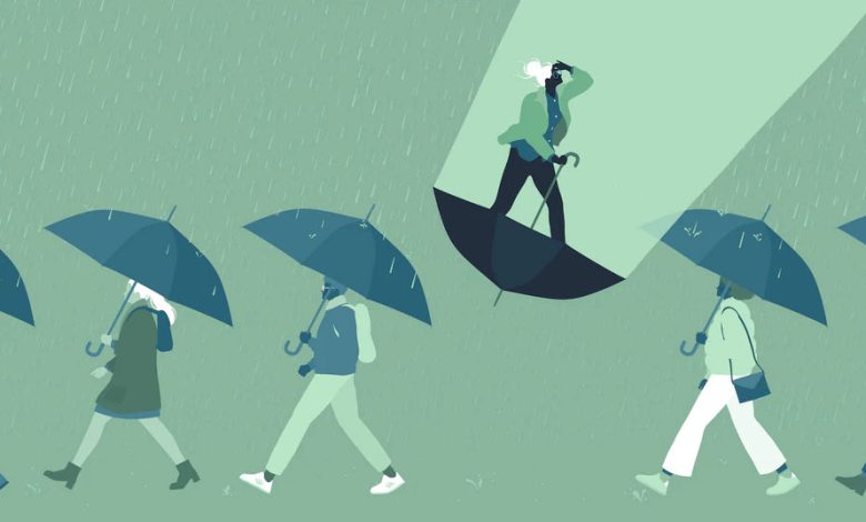 What Is an Entrepreneur? 6 Reasons To Become One Today (2023)